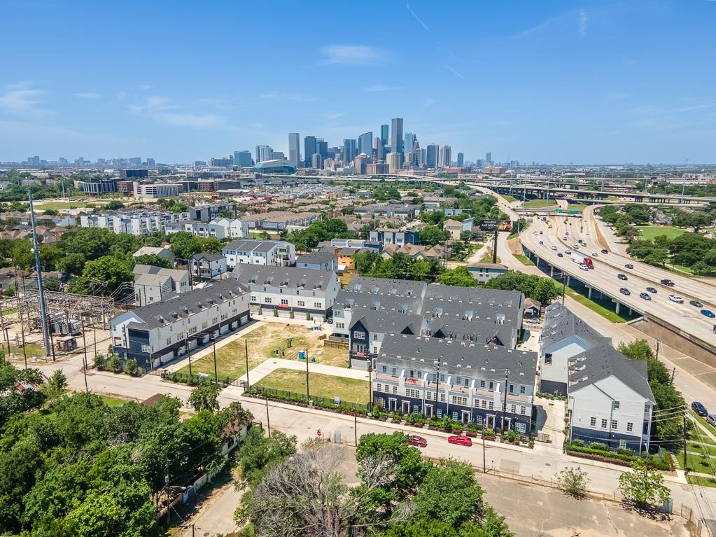 745 Bringhurst, Houston, TX, 77020 | 25255905 | Realty Texas LLC
