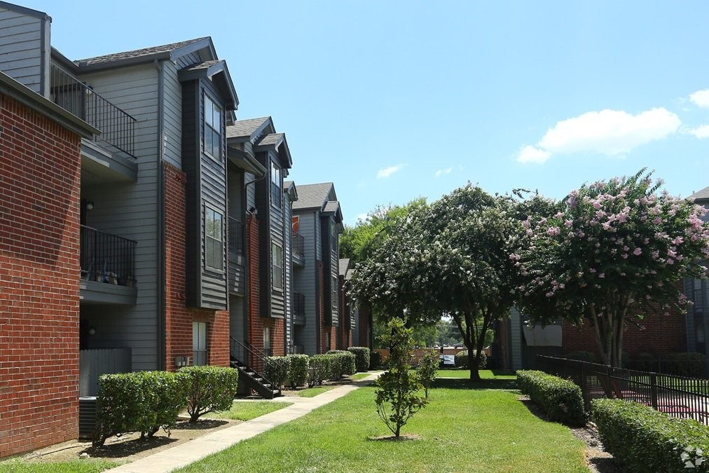 1400 Clarewood Dr, San Marcos, TX, 78666 | 48396858 | Realty Texas LLC