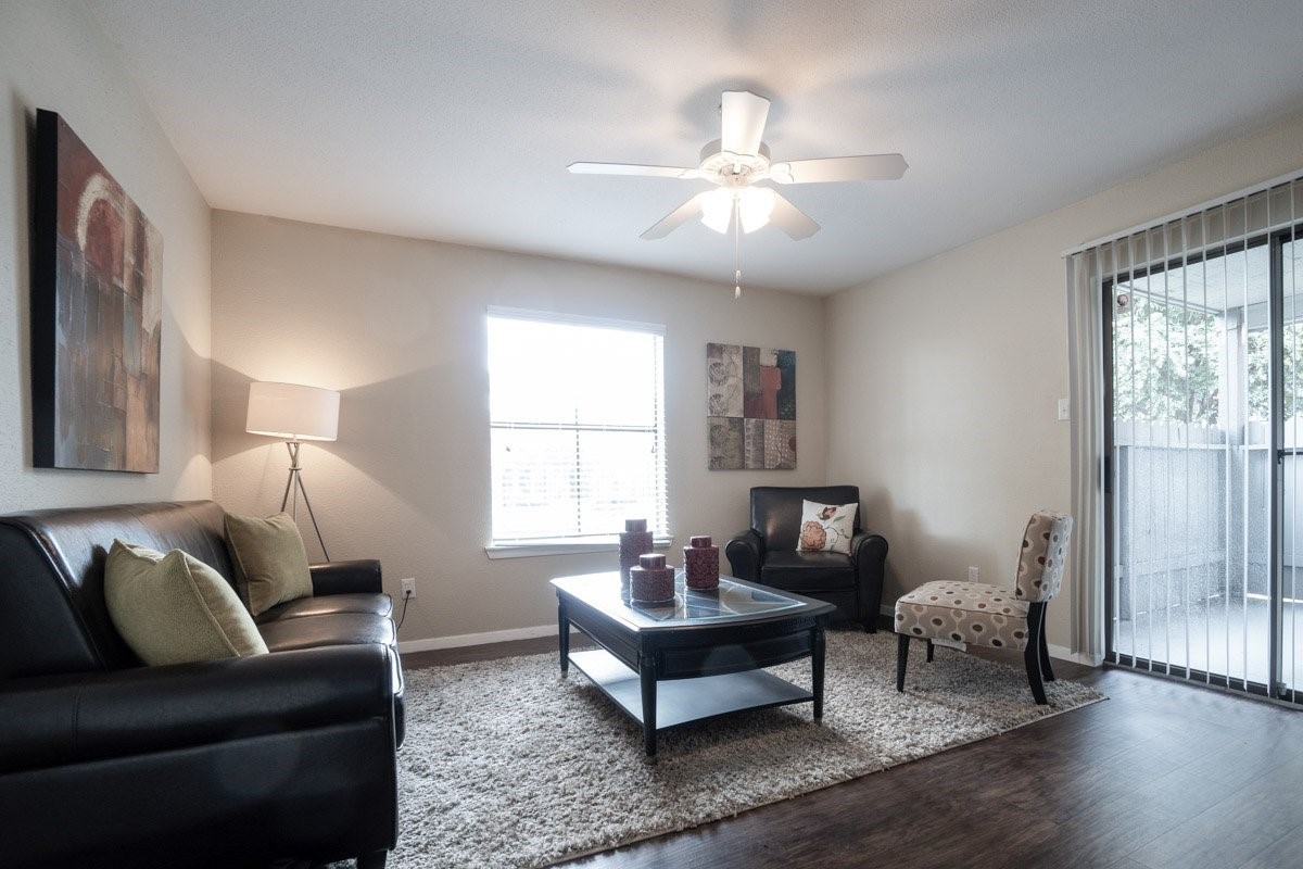 1400 Clarewood Dr, San Marcos, TX, 78666 | 48396858 | Realty Texas LLC