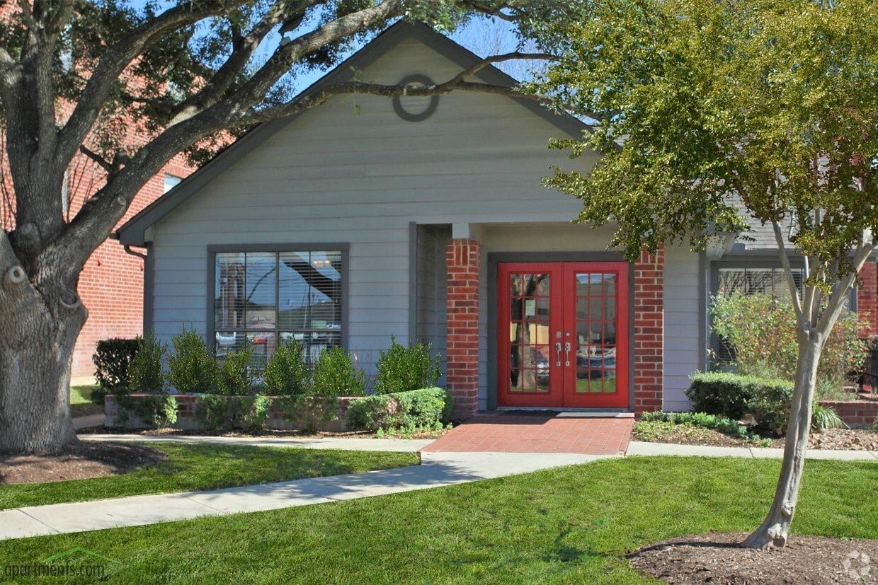 1400 Clarewood Dr, San Marcos, TX, 78666 | 48396858 | Realty Texas LLC