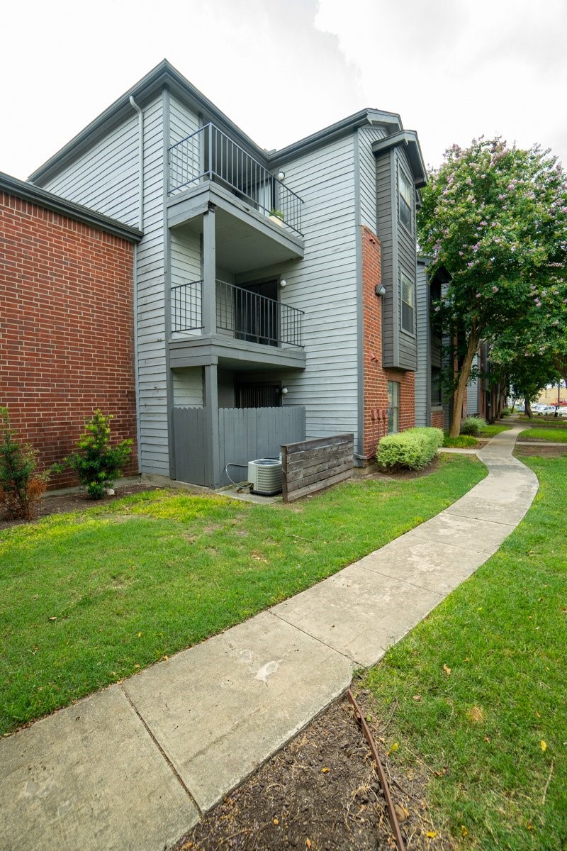 1400 Clarewood Dr, San Marcos, TX, 78666 | 48396858 | Realty Texas LLC