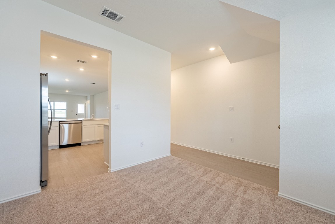 200 Camargue Drive , Hutto, TX, 78634 | 1914007 | Realty Texas LLC