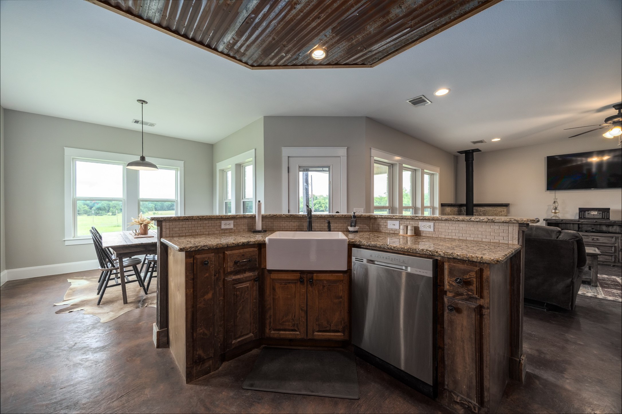 191 Bell Road, Van Alstyne, TX, 75495 | 20972326 | Realty Texas LLC