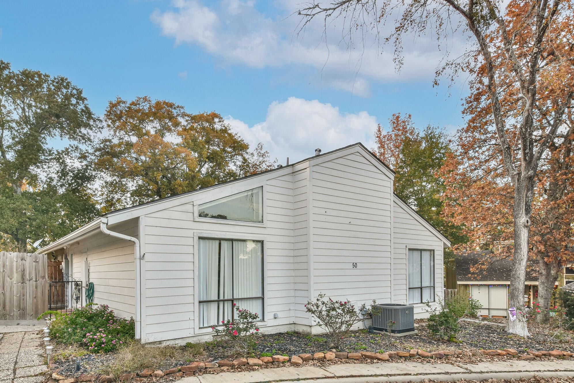 50 April Village, Conroe, TX, 77356 | 49635674 | Realty Texas LLC