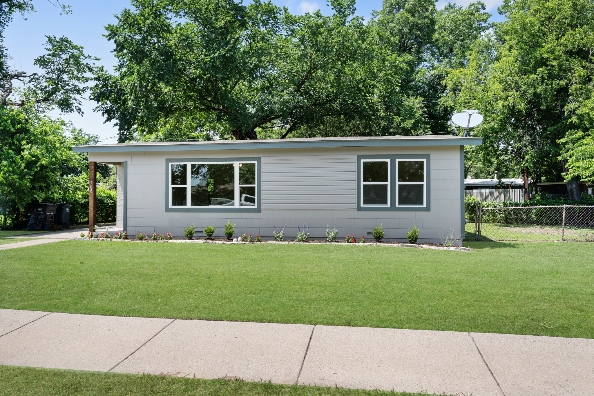 1308 Edgecliff Road, Fort Worth, TX, 76134 | 20969550 | Realty Texas LLC