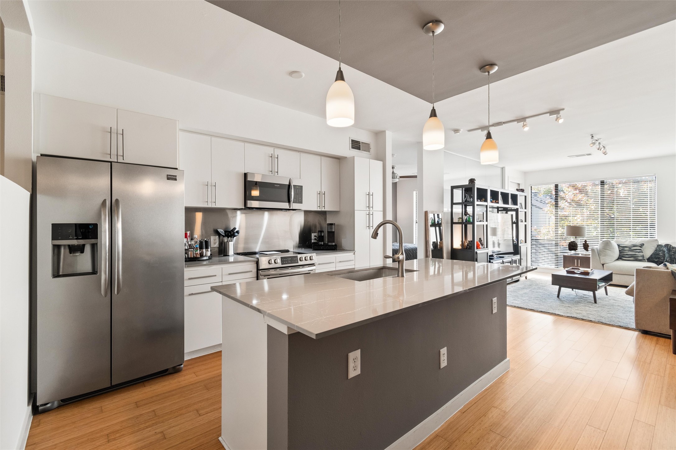 4040 N Hall Street 109, Dallas, TX, 75219 | 20972578 | Realty Texas LLC