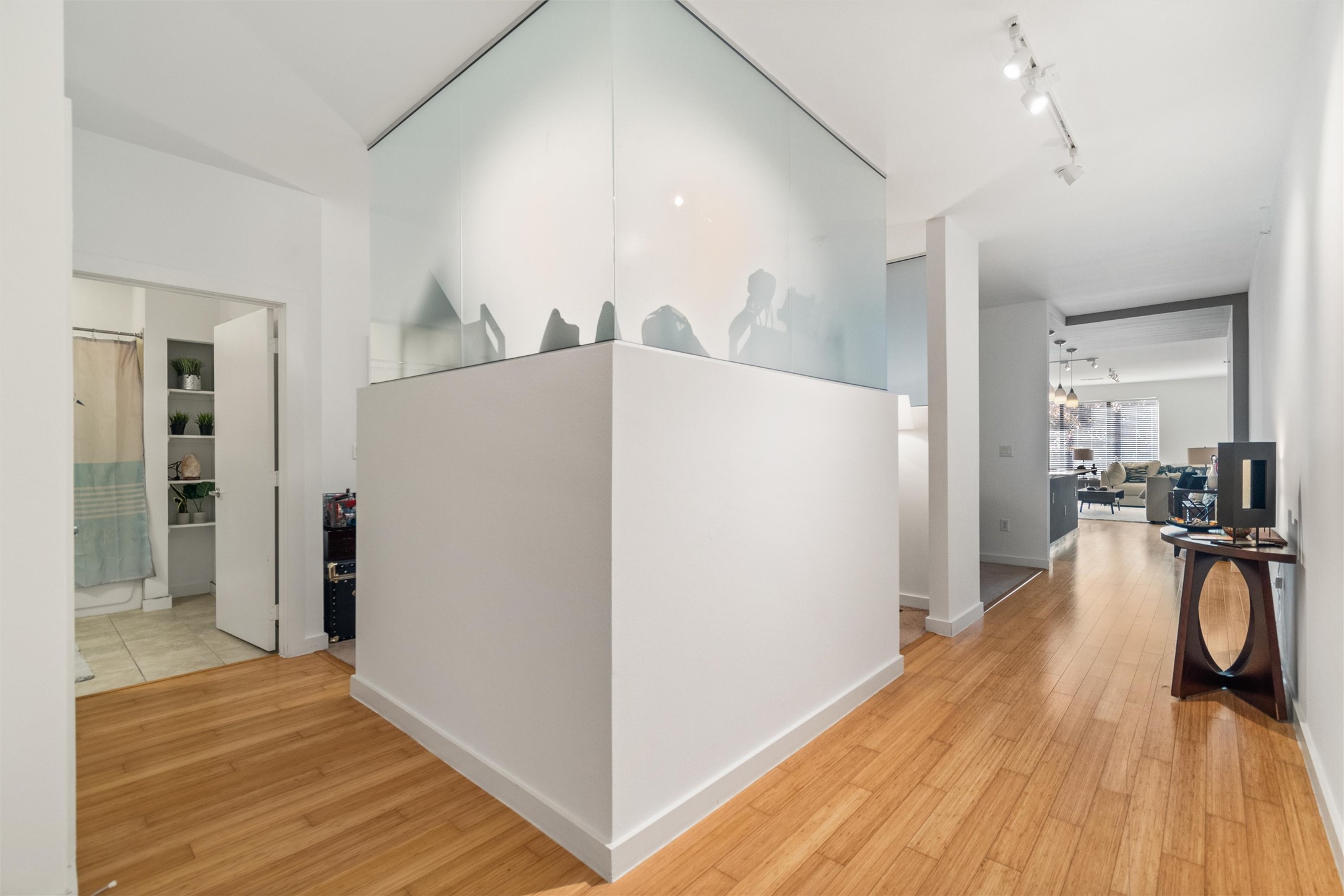 4040 N Hall Street 109, Dallas, TX, 75219 | 20972578 | Realty Texas LLC