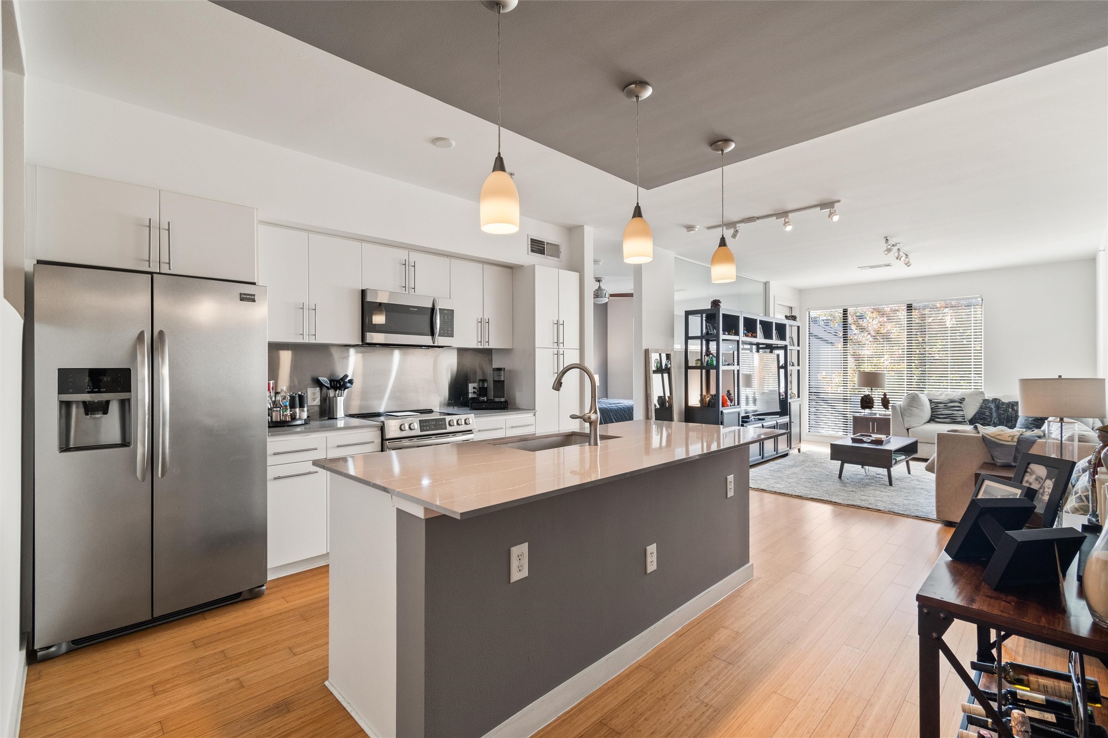 4040 N Hall Street 109, Dallas, TX, 75219 | 20972578 | Realty Texas LLC