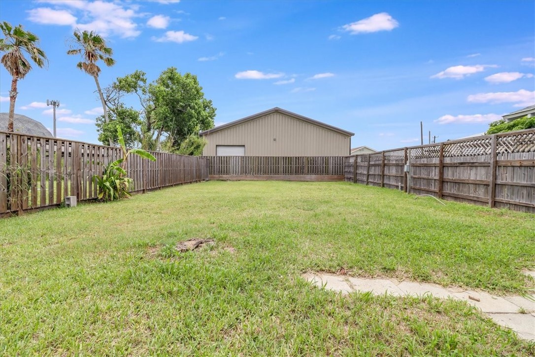 322 Tarrant Ave, Port Aransas, TX, 78373 | 460670 | Realty Texas LLC