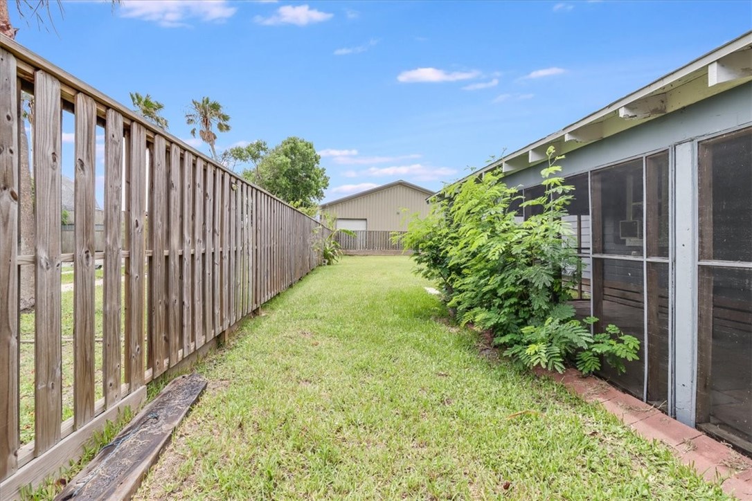 322 Tarrant Ave, Port Aransas, TX, 78373 | 460670 | Realty Texas LLC