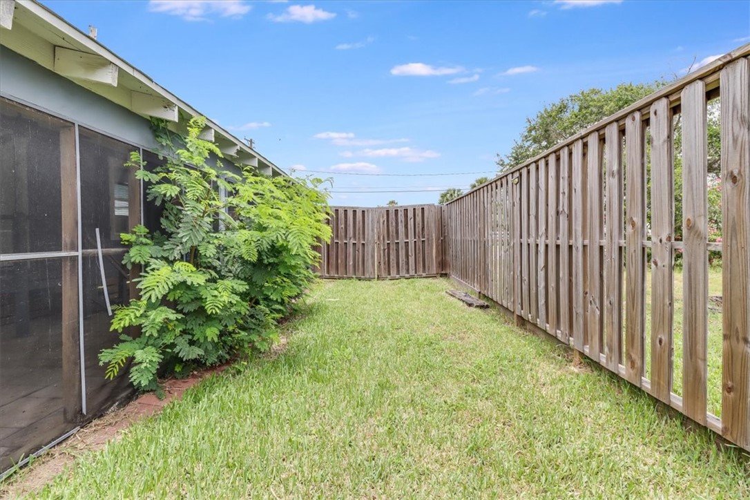 322 Tarrant Ave, Port Aransas, TX, 78373 | 460670 | Realty Texas LLC