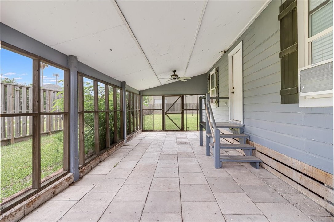 322 Tarrant Ave, Port Aransas, TX, 78373 | 460670 | Realty Texas LLC