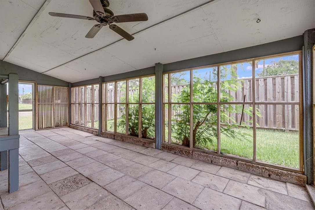 322 Tarrant Ave, Port Aransas, TX, 78373 | 460670 | Realty Texas LLC
