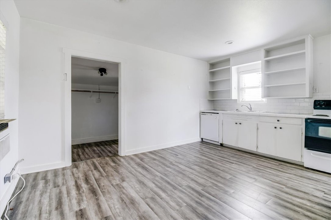 322 Tarrant Ave, Port Aransas, TX, 78373 | 460670 | Realty Texas LLC