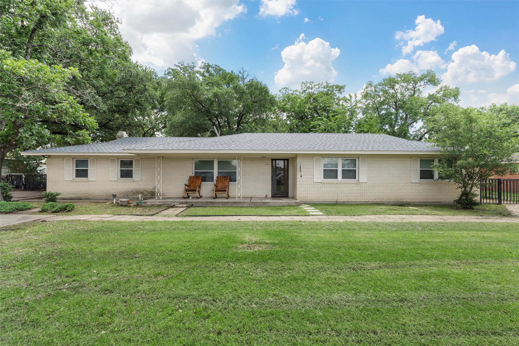 631 N Robinson Drive, Robinson, TX, 76706 | 20973102 | Realty Texas LLC
