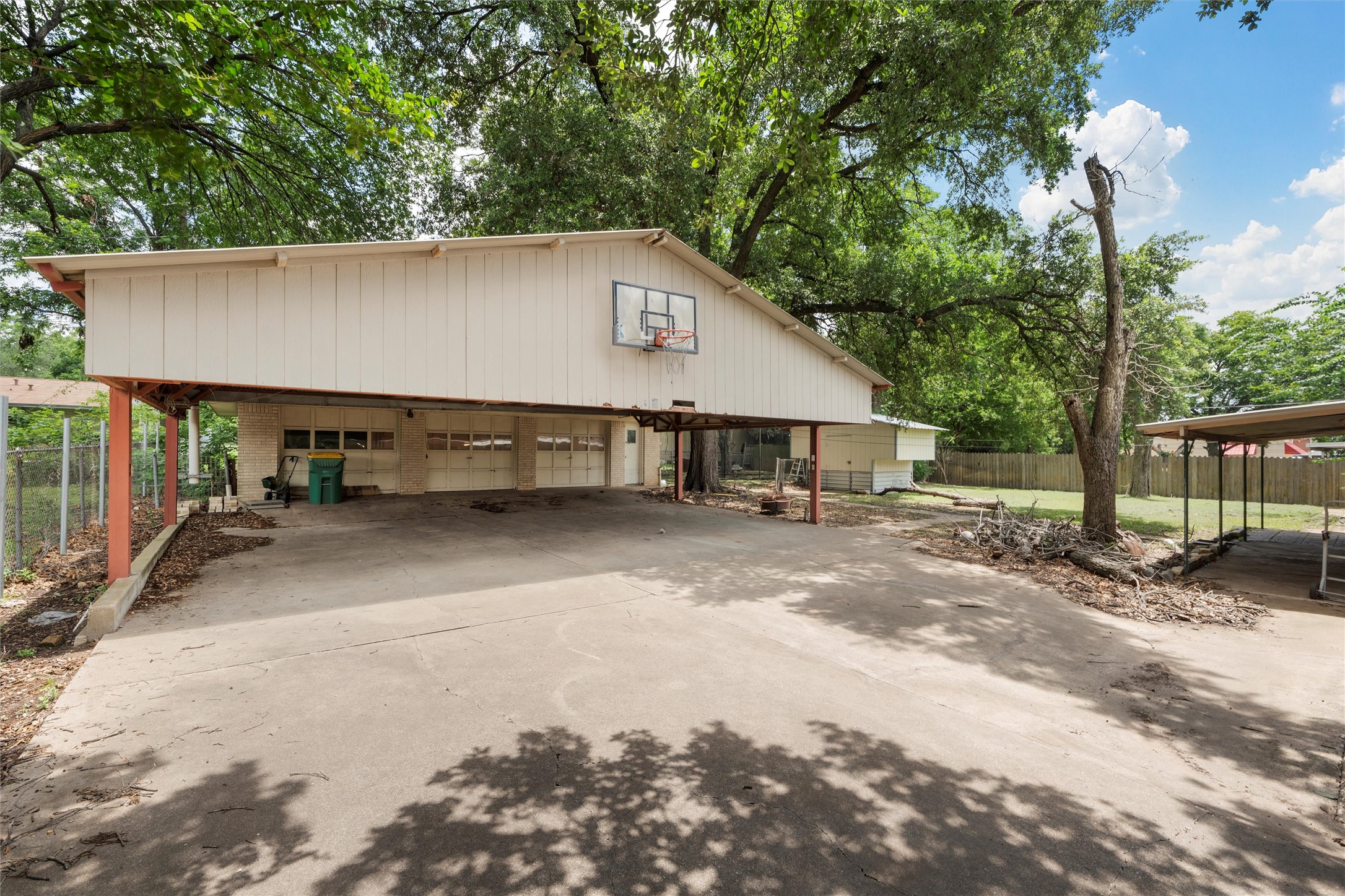 631 N Robinson Drive, Robinson, TX, 76706 | 20973102 | Realty Texas LLC