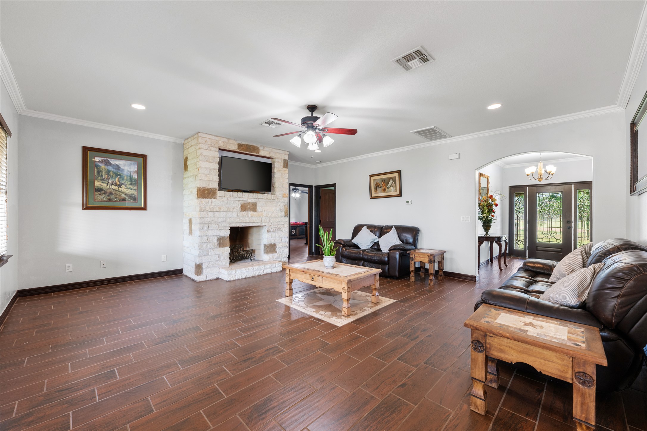 108 Whispering Pines DR, Bastrop, TX, 78602 | 4557487 | Realty Texas LLC