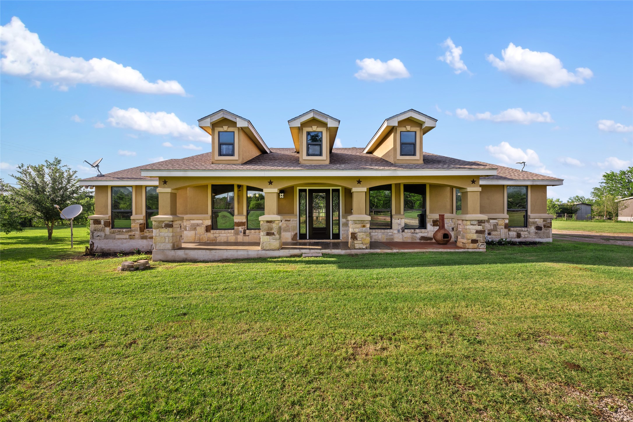 108 Whispering Pines DR, Bastrop, TX, 78602 | 4557487 | Realty Texas LLC