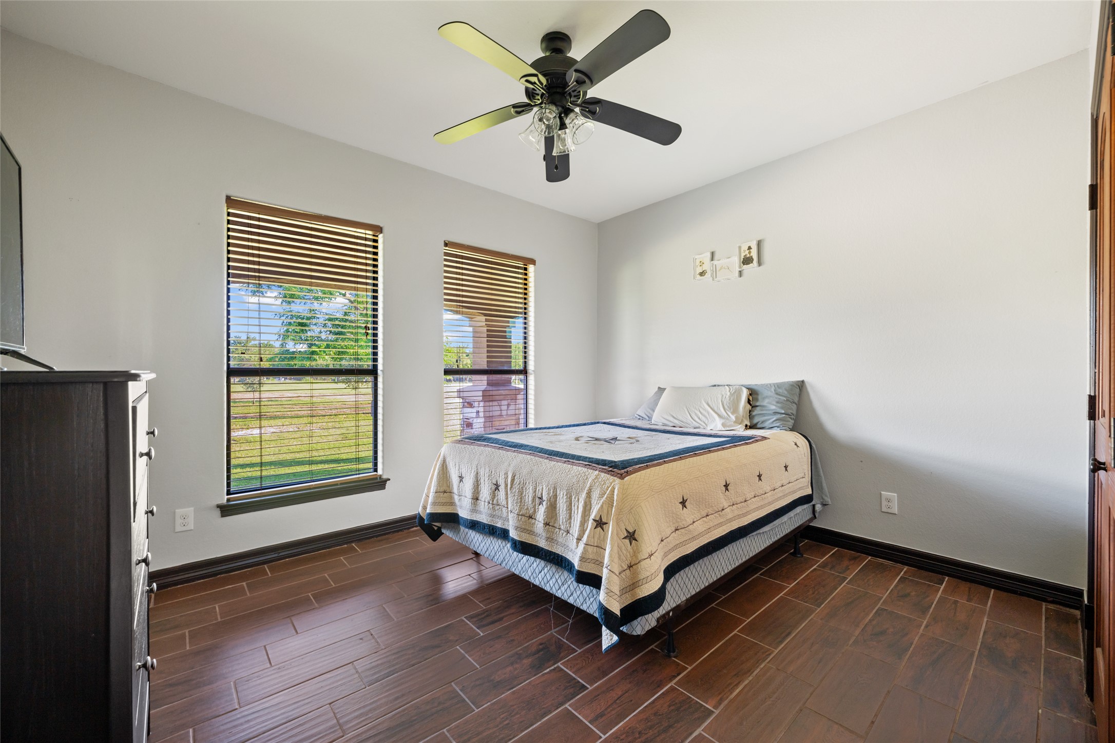108 Whispering Pines DR, Bastrop, TX, 78602 | 4557487 | Realty Texas LLC