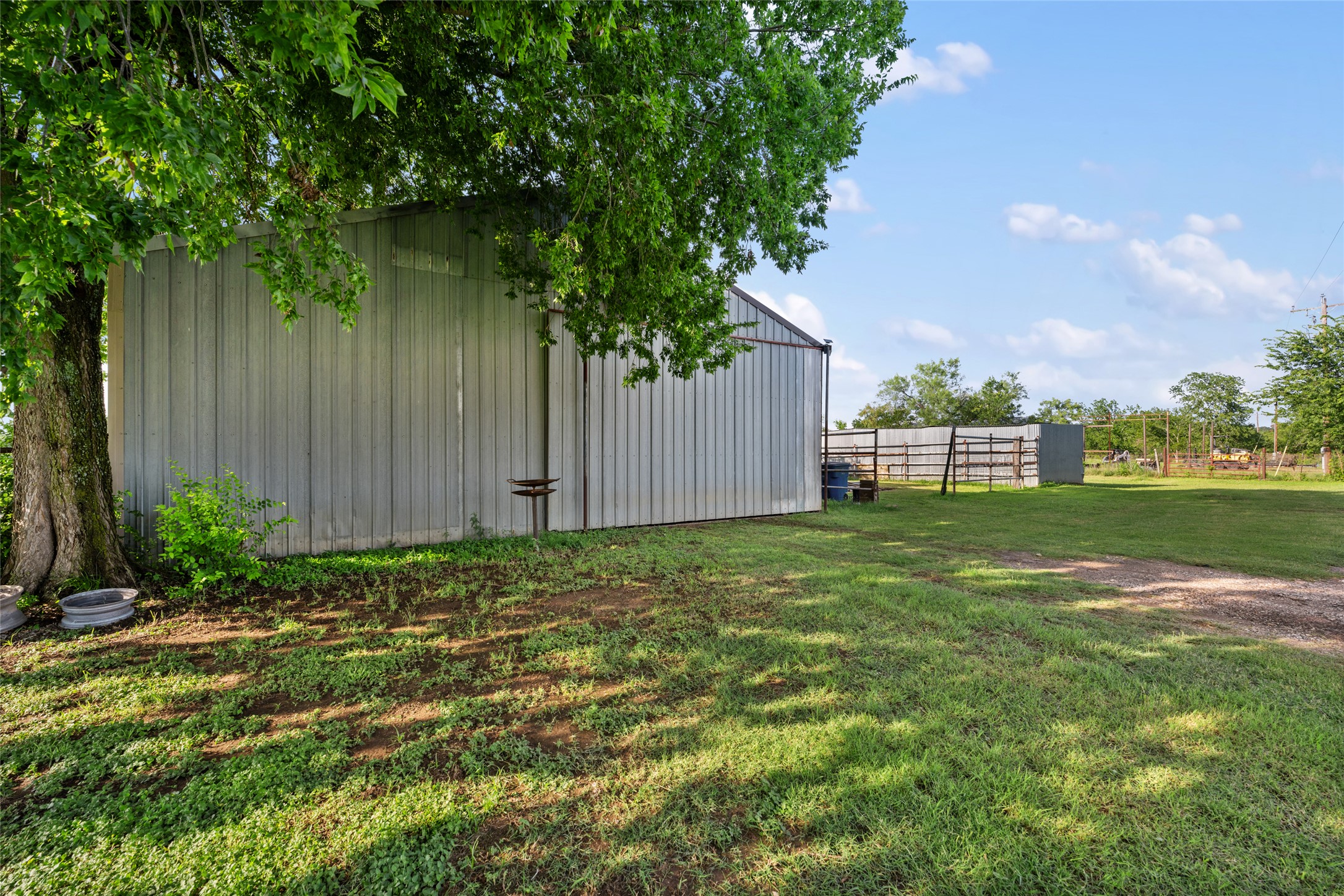 108 Whispering Pines DR, Bastrop, TX, 78602 | 4557487 | Realty Texas LLC