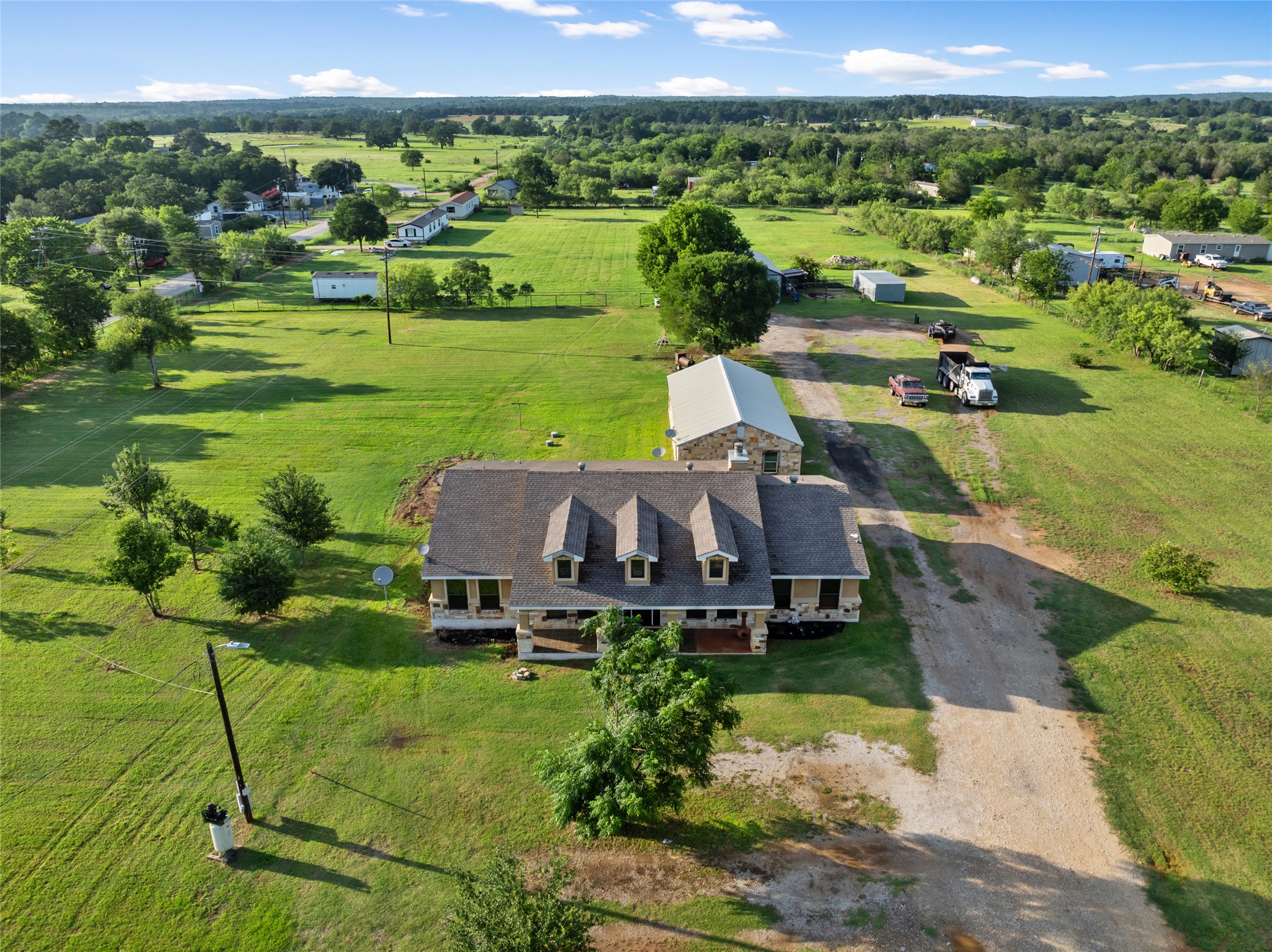 108 Whispering Pines DR, Bastrop, TX, 78602 | 4557487 | Realty Texas LLC