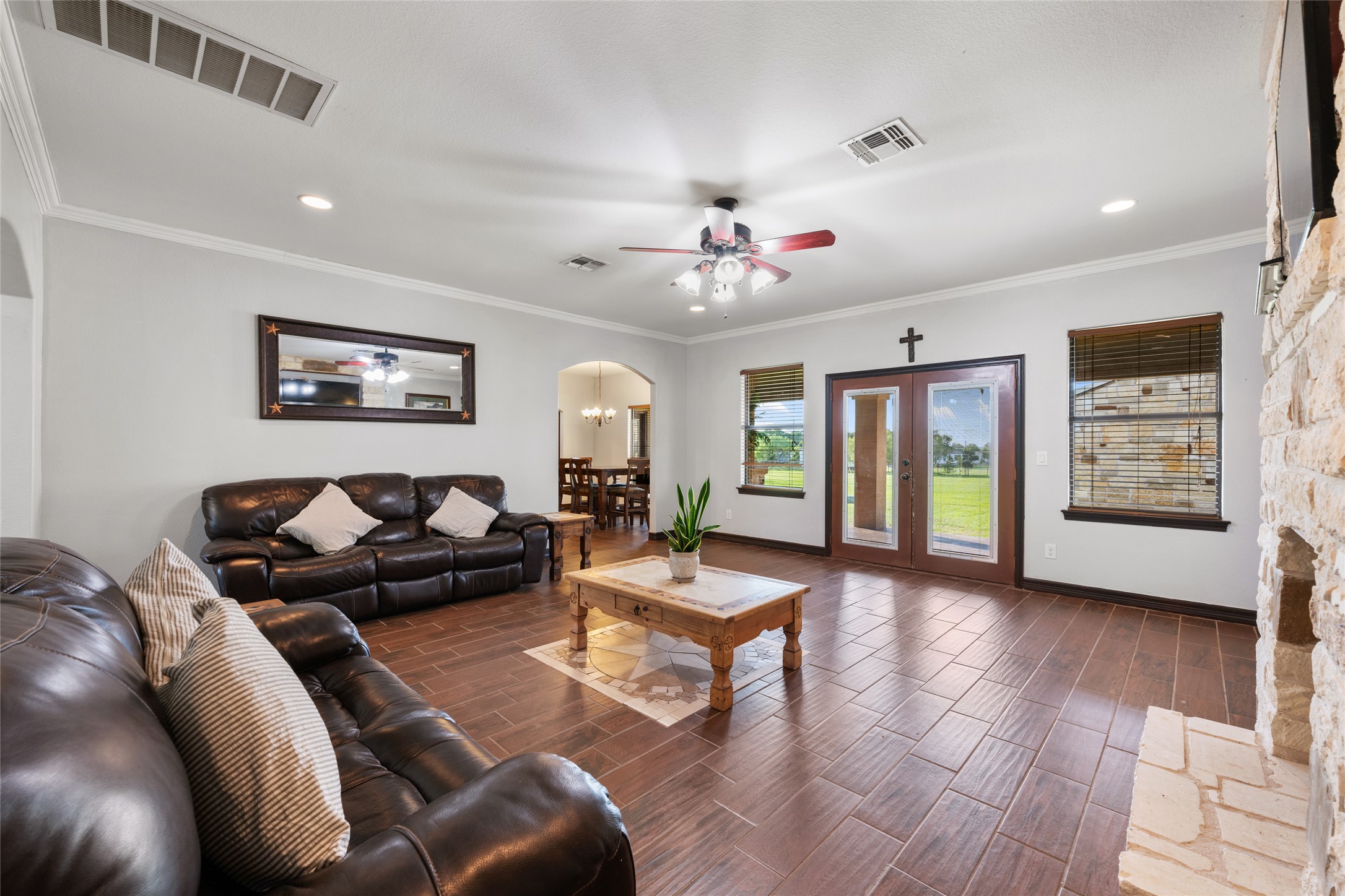 108 Whispering Pines DR, Bastrop, TX, 78602 | 4557487 | Realty Texas LLC