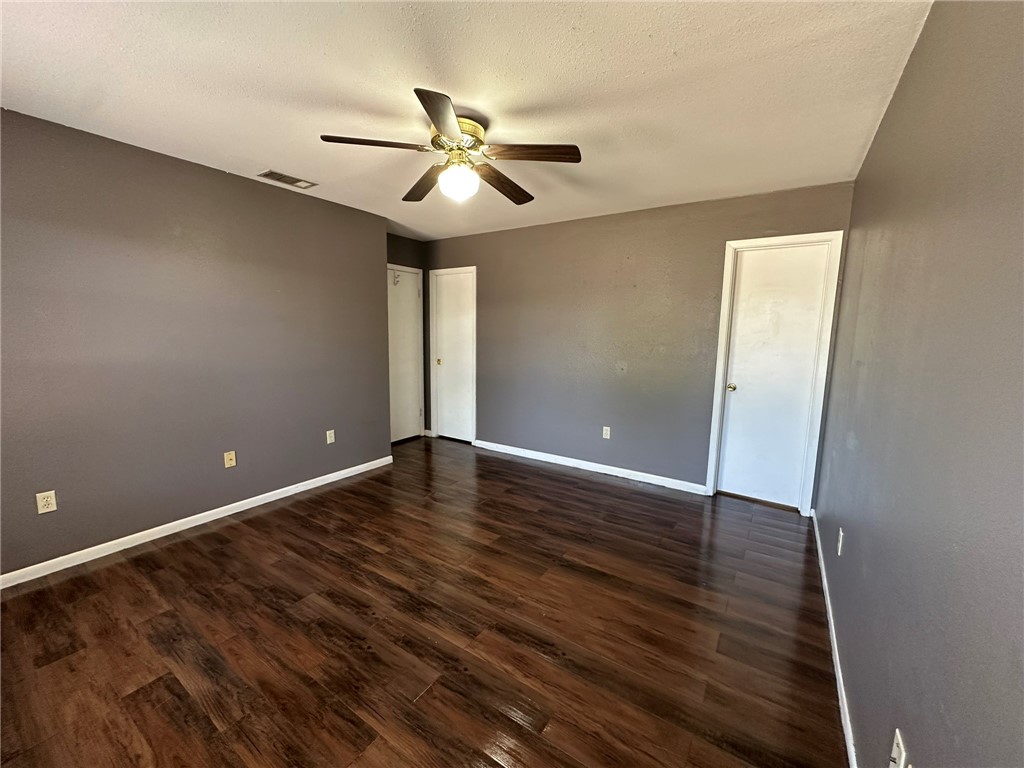 406 Bayview Boulevard, Portland, TX, 78374 | 460747 | Realty Texas LLC