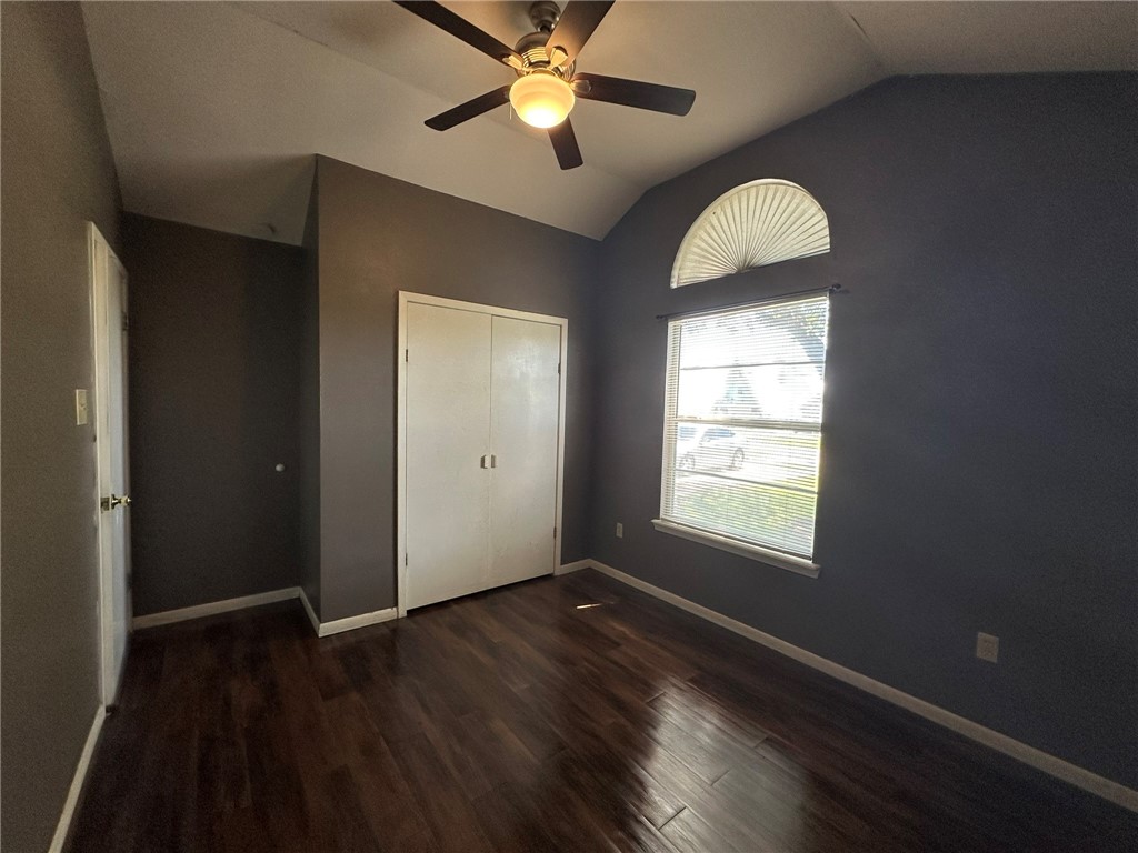 406 Bayview Boulevard, Portland, TX, 78374 | 460747 | Realty Texas LLC