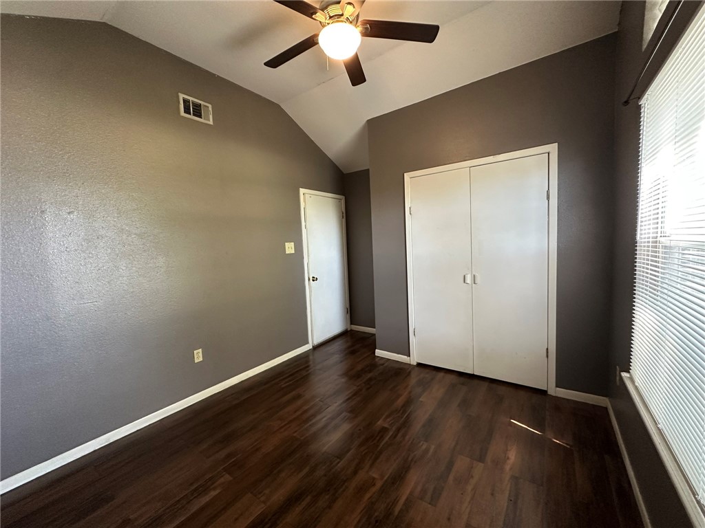 406 Bayview Boulevard, Portland, TX, 78374 | 460747 | Realty Texas LLC