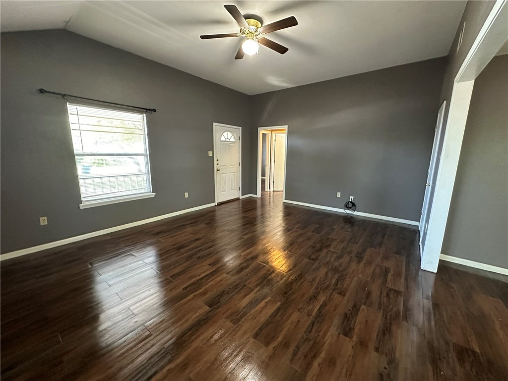 406 Bayview Boulevard, Portland, TX, 78374 | 460747 | Realty Texas LLC