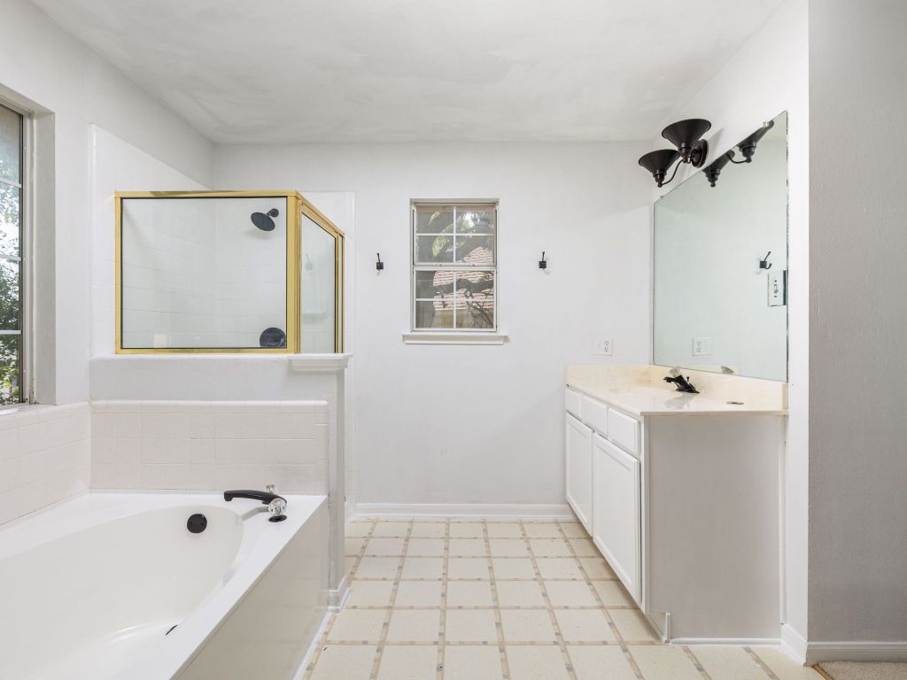 13022 Partridge Bend Drive , Austin, TX, 78729 | 2770463 | Realty Texas LLC