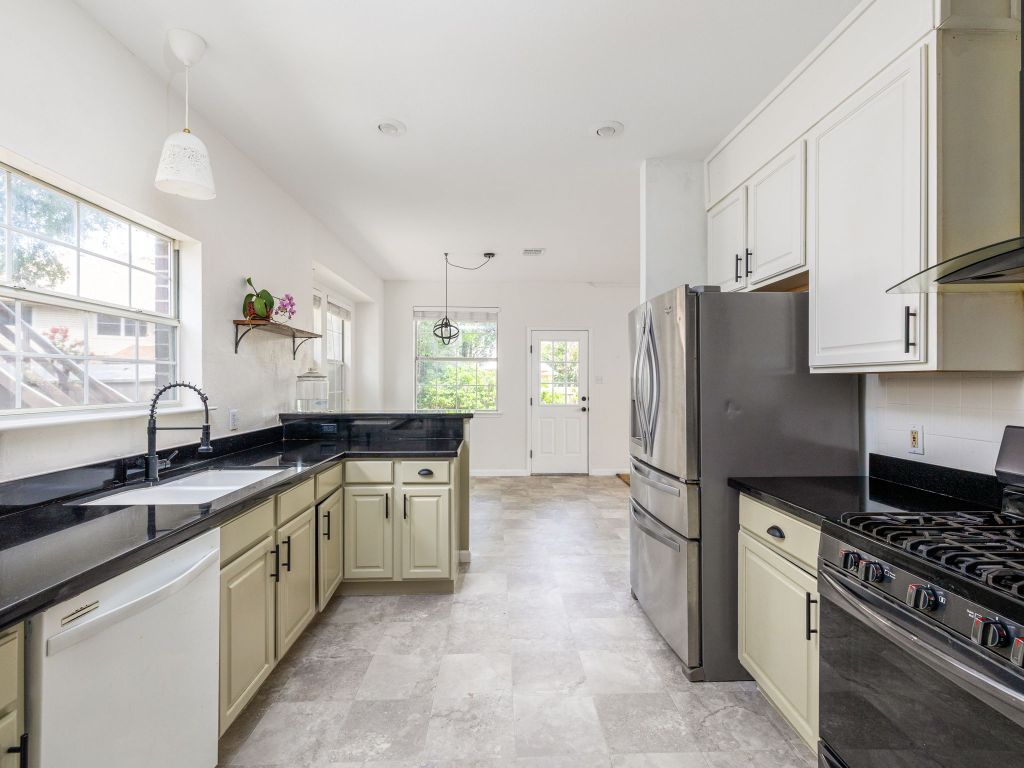 13022 Partridge Bend Drive , Austin, TX, 78729 | 2770463 | Realty Texas LLC