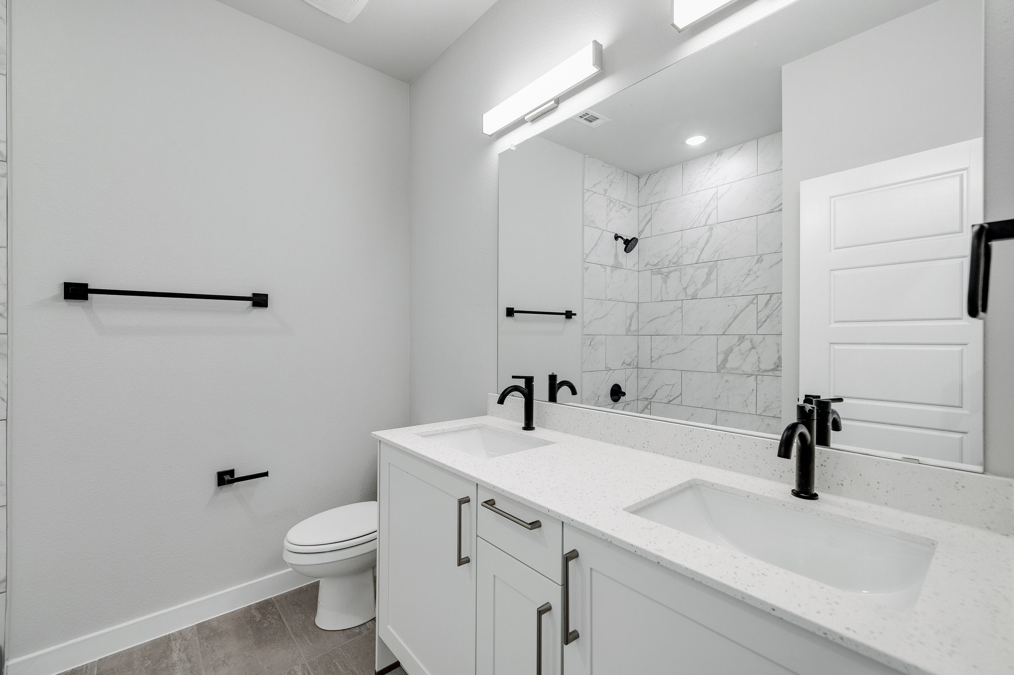 7064-7066 Guilford Court, Midlothian, TX, 76065 | 20973596 | Realty Texas LLC