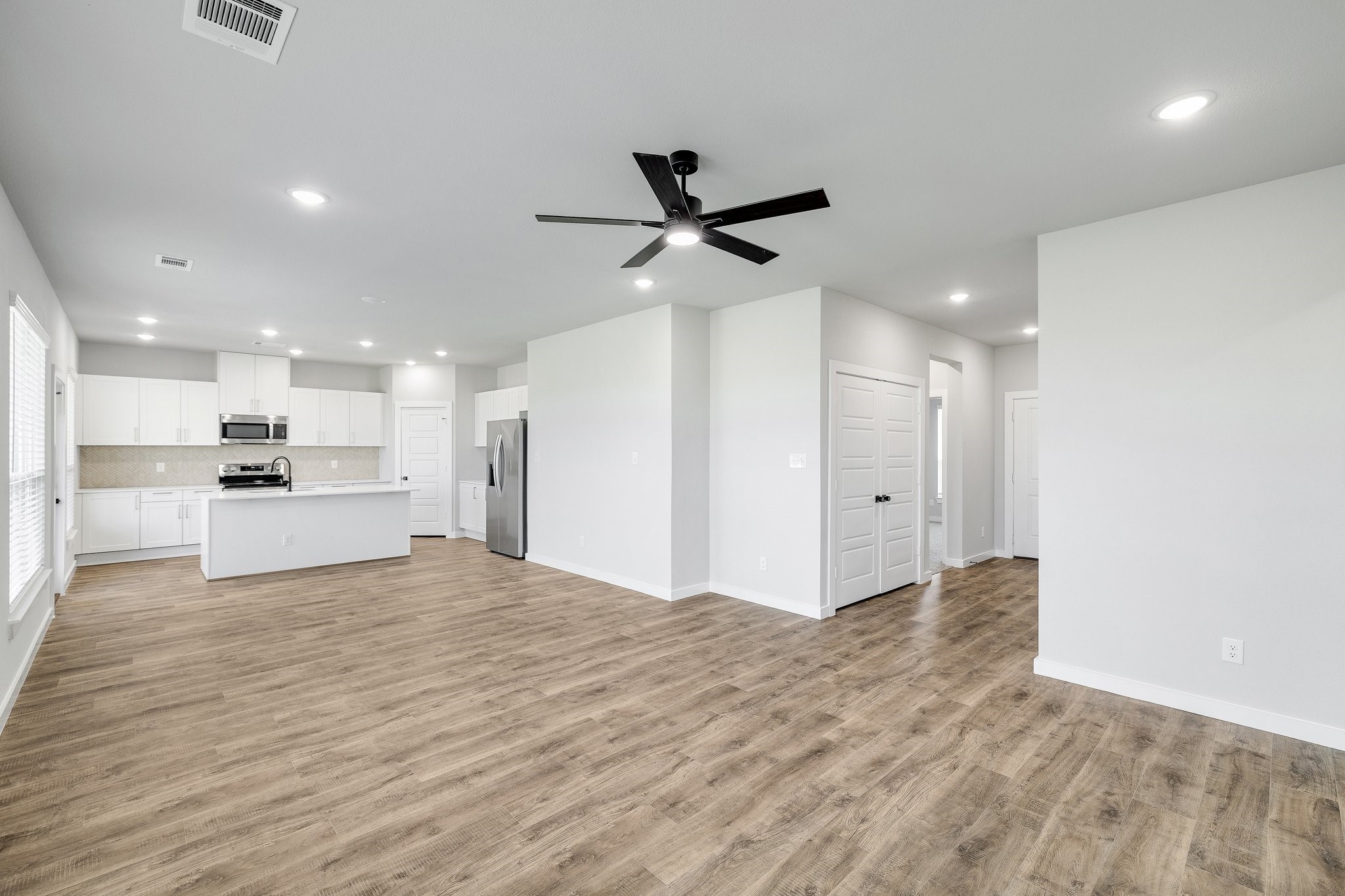 7064-7066 Guilford Court, Midlothian, TX, 76065 | 20973596 | Realty Texas LLC
