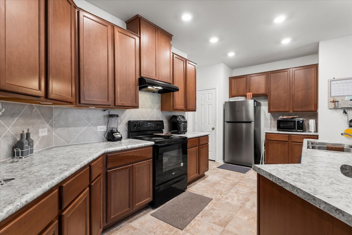 239 Crimson LN, Kyle, TX, 78640 | 9147559 | Realty Texas LLC