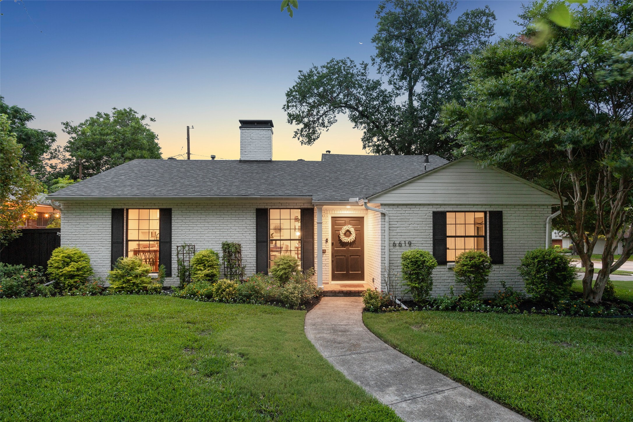 6619 Aintree Circle, Dallas, TX, 75214 | 20969431 | Realty Texas LLC