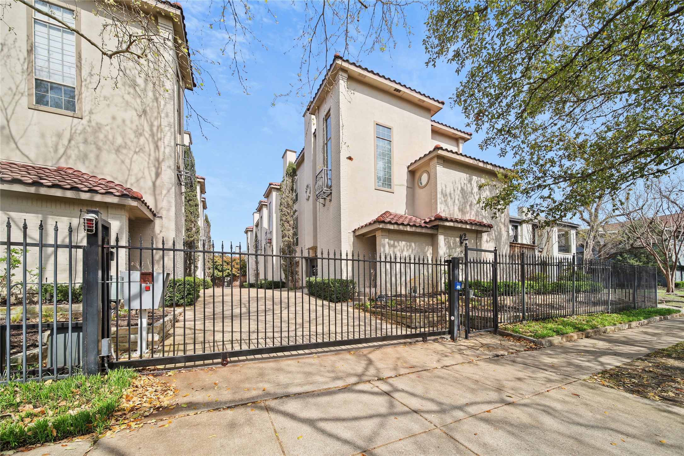4508 Bowser Avenue C, Dallas, TX, 75219 | 20975739 | Realty Texas LLC