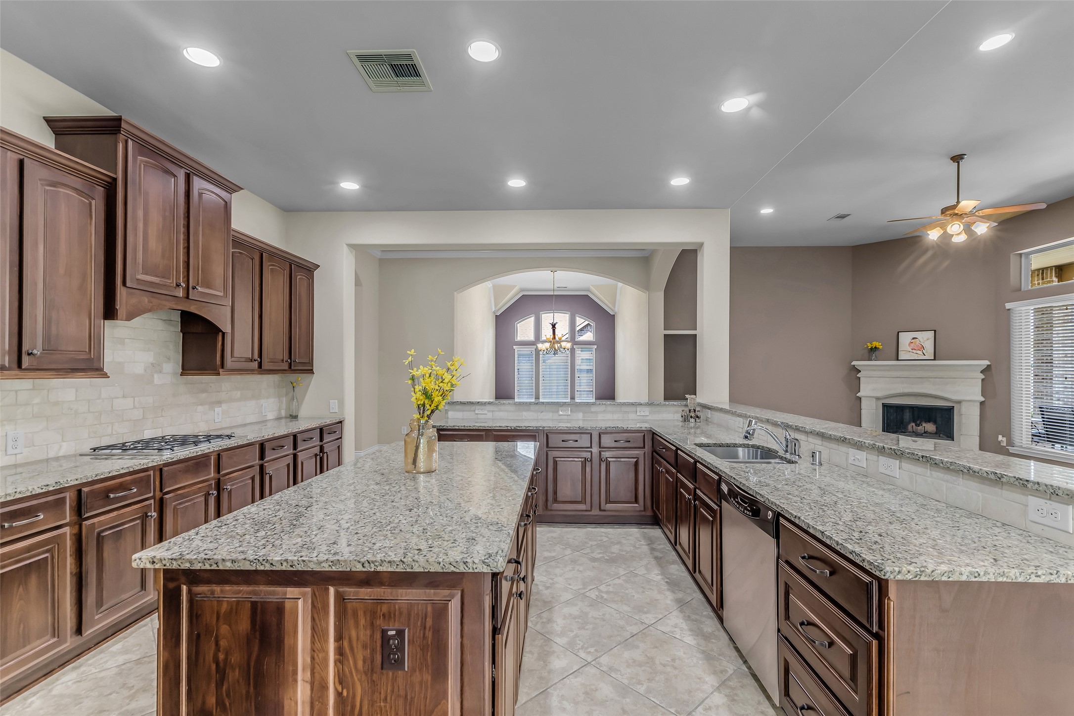 2206 Chelsea Creek Lane, Spring, TX, 77386 | 21929932 | Realty Texas LLC