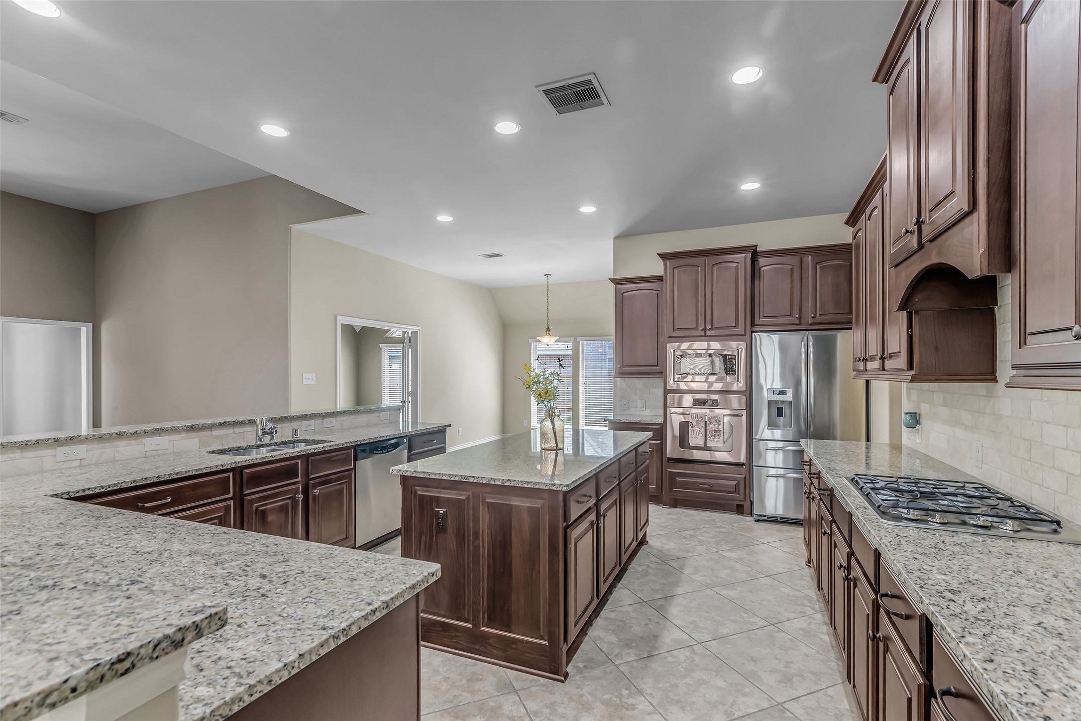 2206 Chelsea Creek Lane, Spring, TX, 77386 | 21929932 | Realty Texas LLC