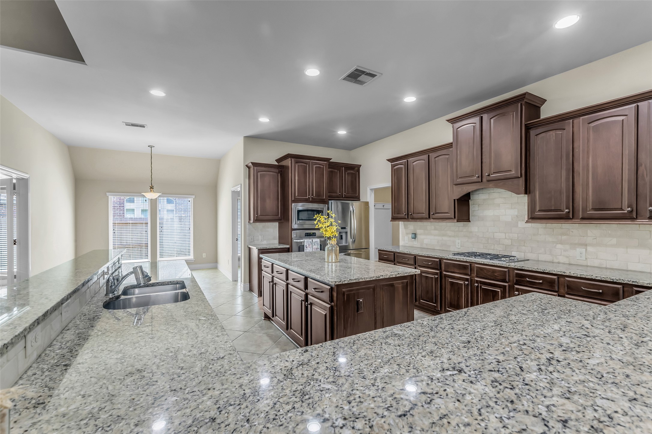 2206 Chelsea Creek Lane, Spring, TX, 77386 | 21929932 | Realty Texas LLC