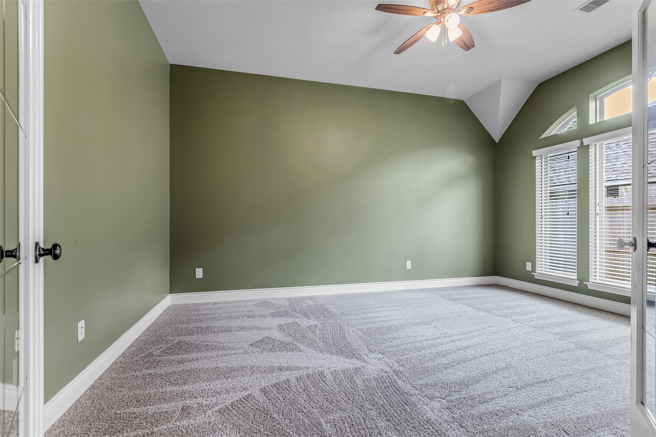 2206 Chelsea Creek Lane, Spring, TX, 77386 | 21929932 | Realty Texas LLC