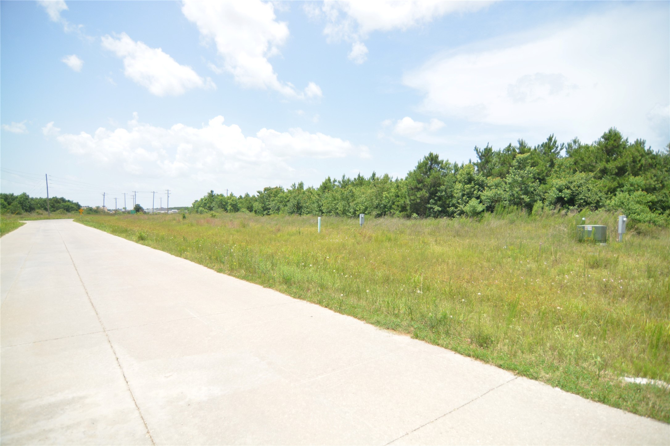 7715 Amanda Rd, Cleveland, TX, 77327 | 48676438 | Realty Texas LLC
