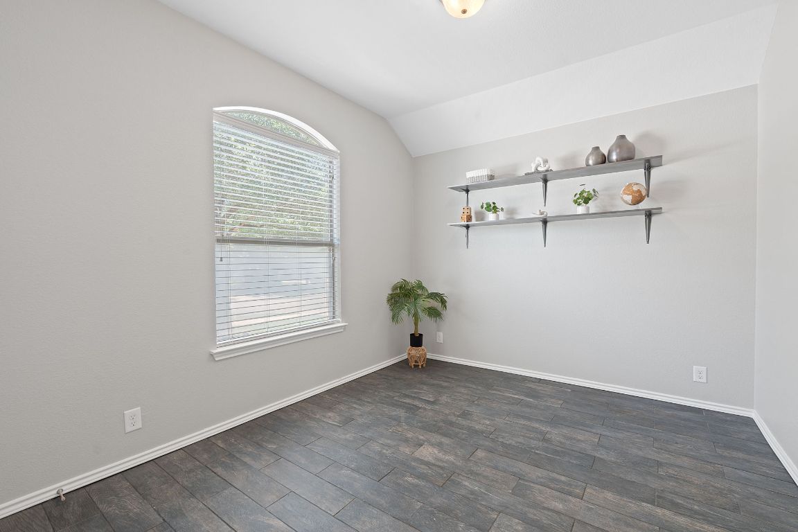 187 Antelope Plains Road , Buda, TX, 78610 | 5939521 | Realty Texas LLC