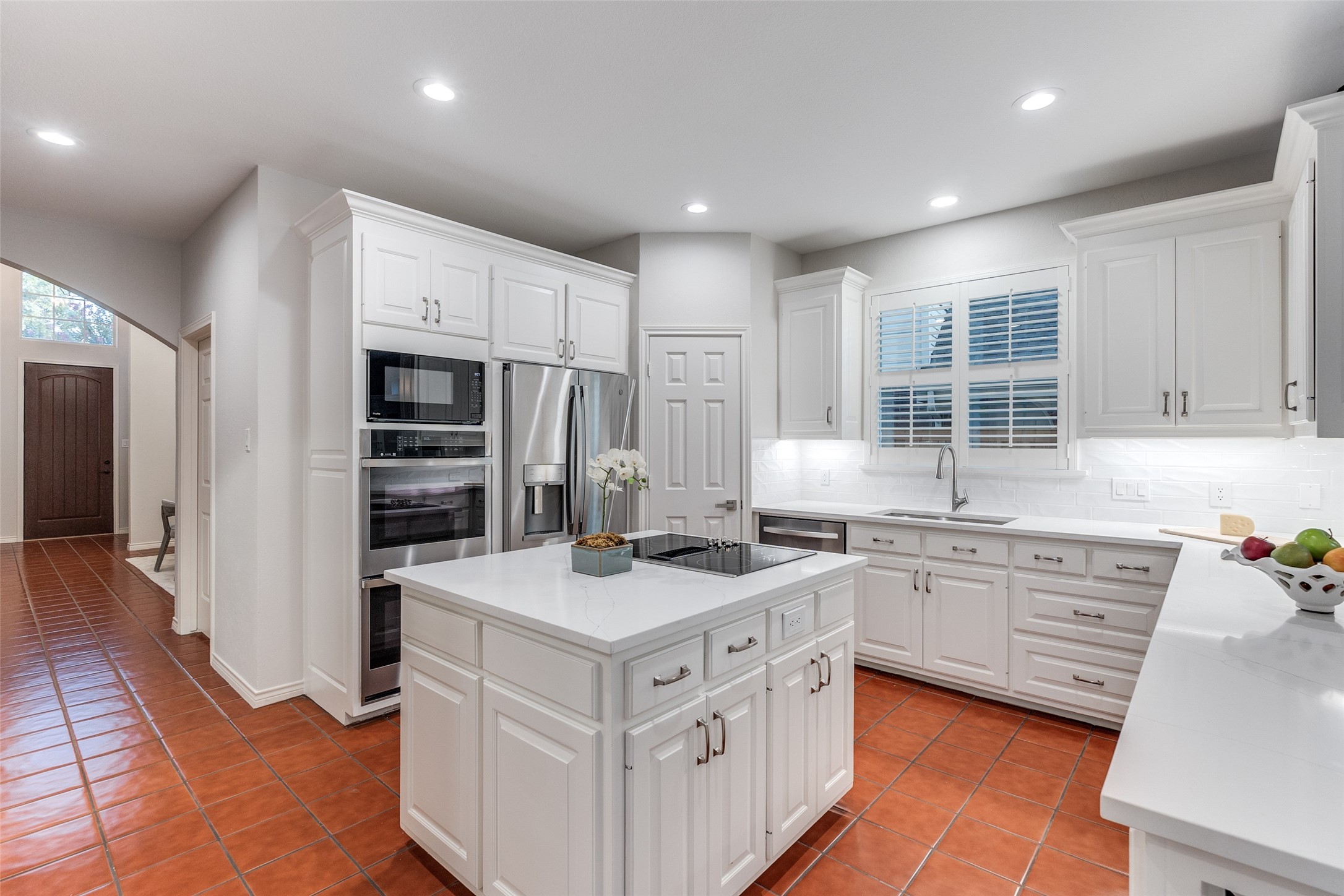 8931 Club Creek Circle, Dallas, TX, 75238 | 20922558 | Realty Texas LLC