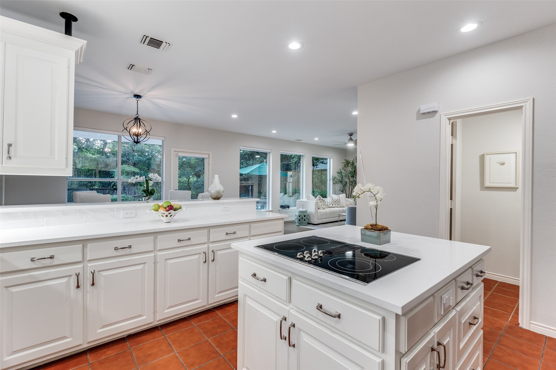 8931 Club Creek Circle, Dallas, TX, 75238 | 20922558 | Realty Texas LLC