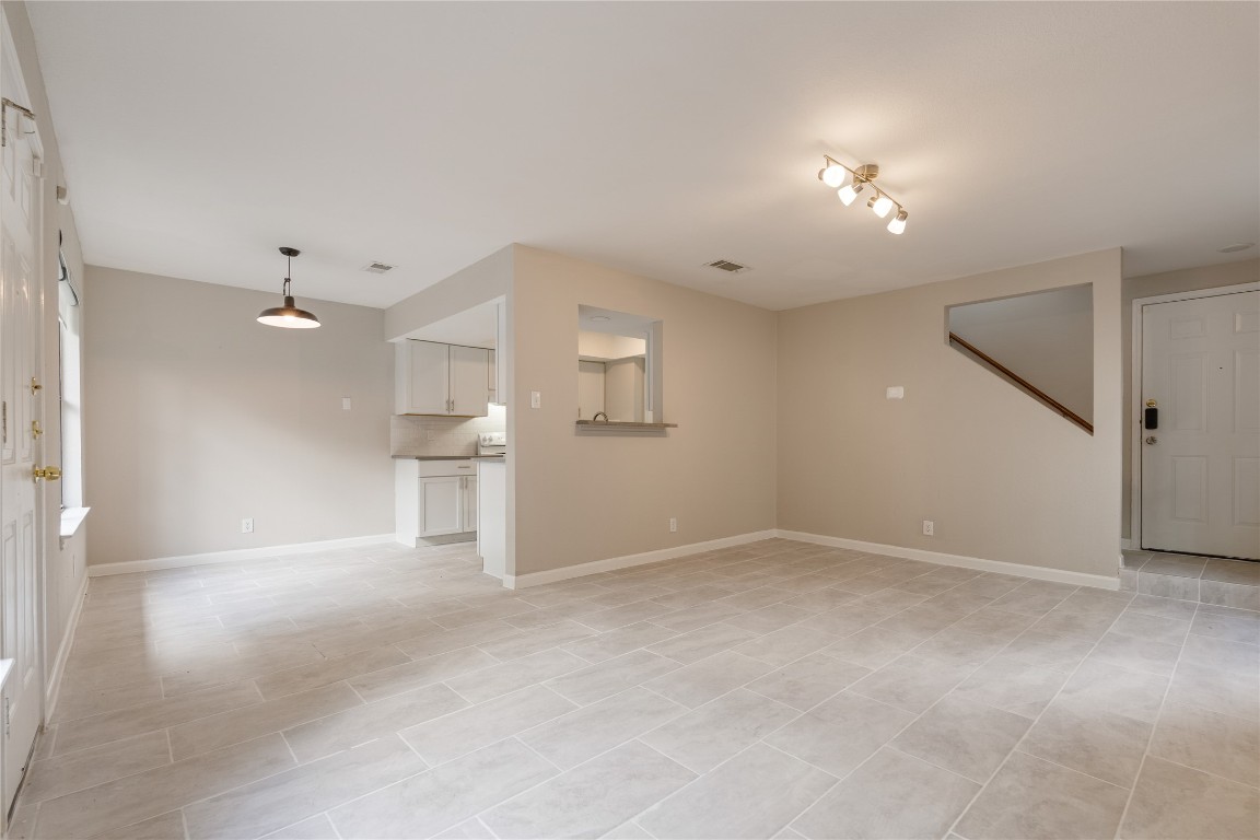 9209 Kempler Drive A , Austin, TX, 78748 | 4537622 | Realty Texas LLC