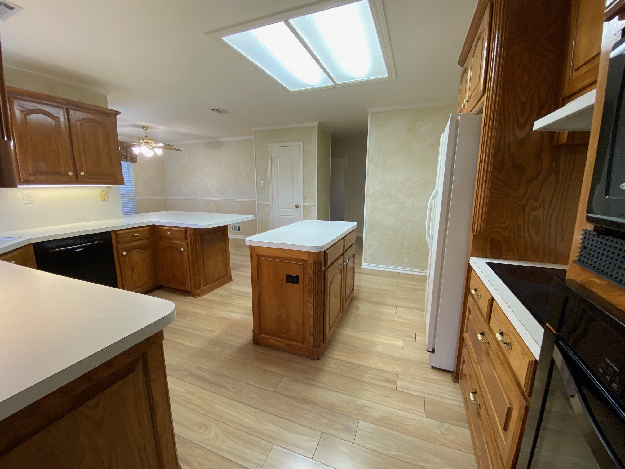 428 E Tripp Road, Sunnyvale, TX, 75182 | 20977306 | Realty Texas LLC
