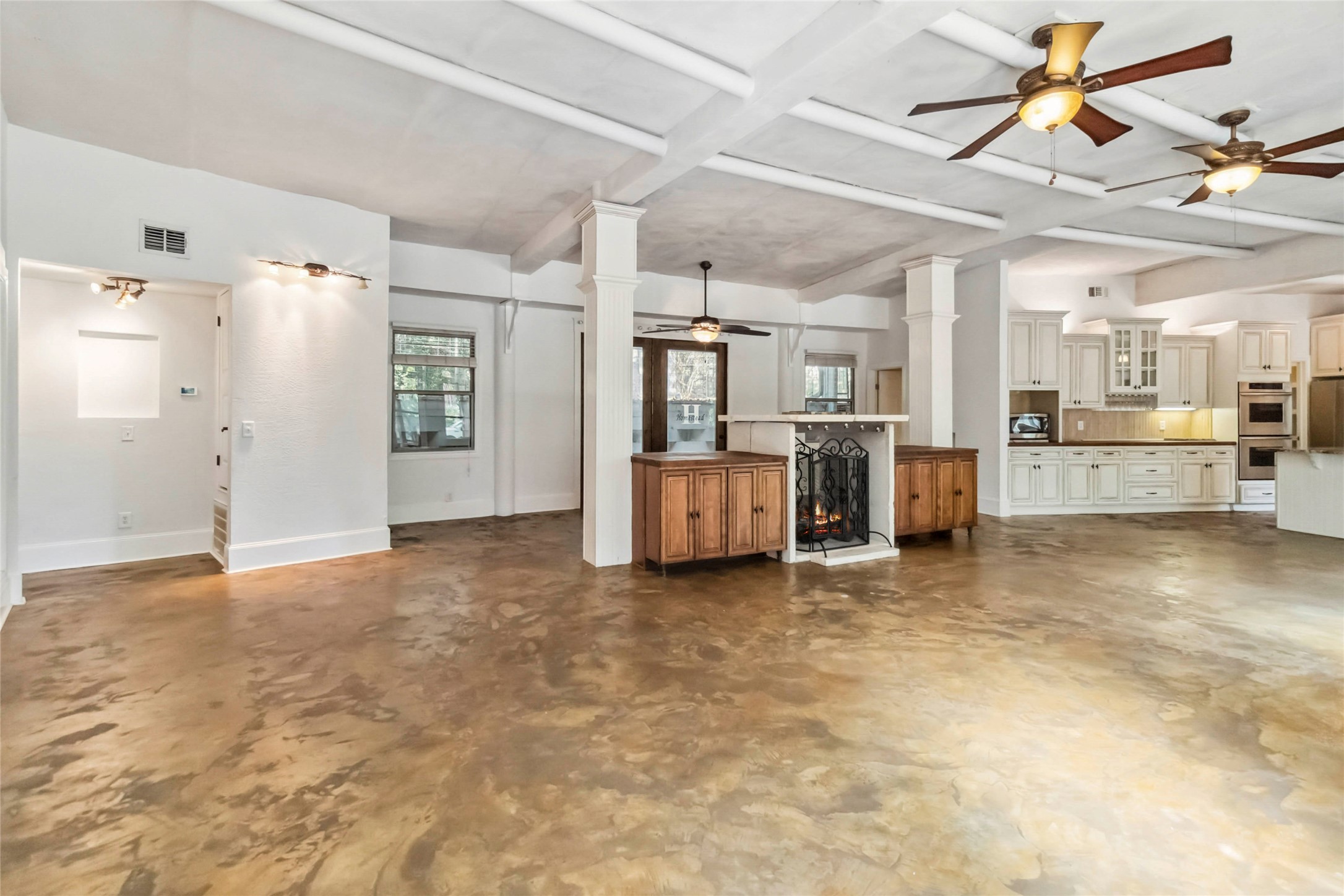 208 Old Potato RD, Paige, TX, 78659 | 8894211 | Realty Texas LLC