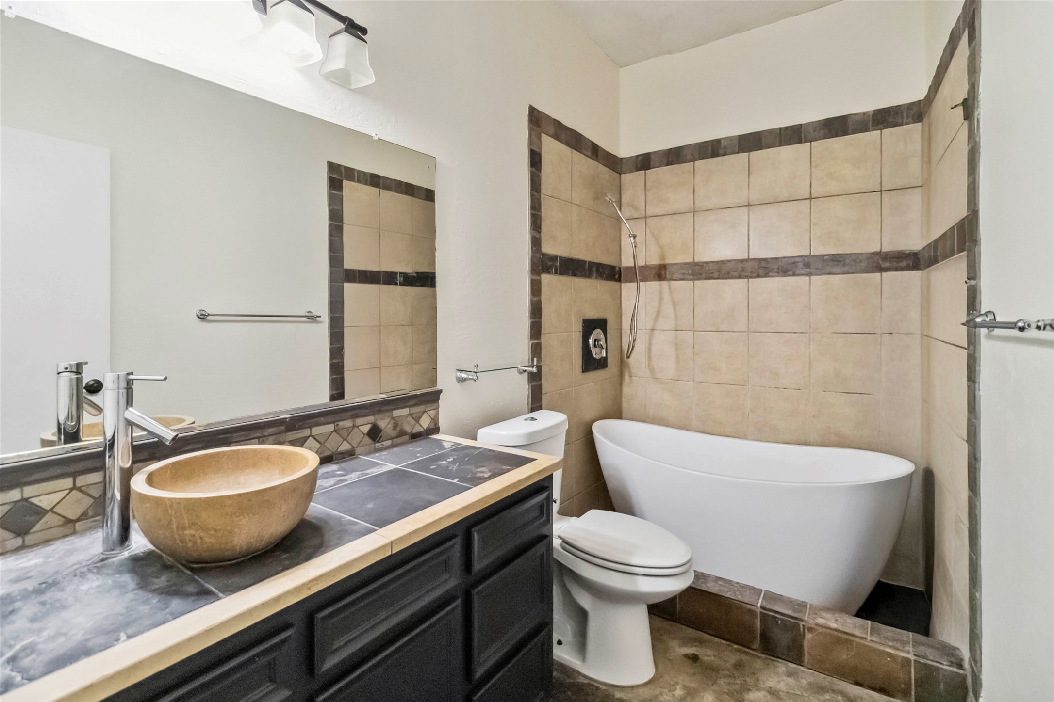 208 Old Potato RD, Paige, TX, 78659 | 8894211 | Realty Texas LLC