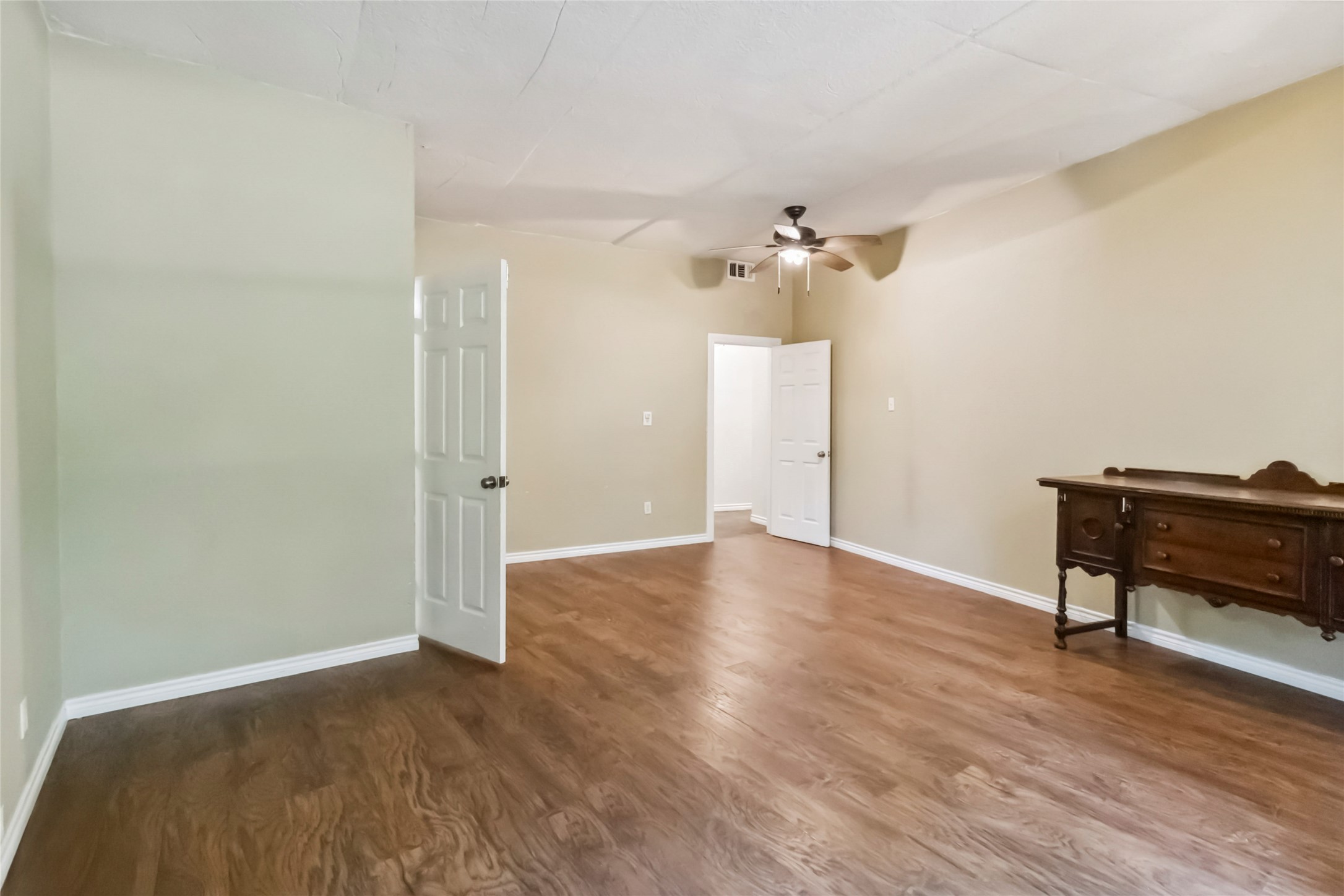208 Old Potato RD, Paige, TX, 78659 | 8894211 | Realty Texas LLC